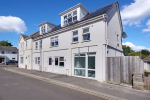 Front External- click for photo gallery